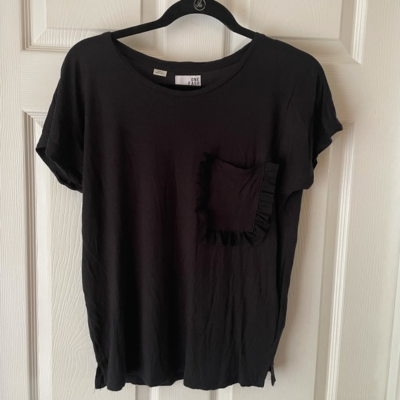 Black Frill Pocket T-Shirt by Vero Moda - Picture 1 of 4
